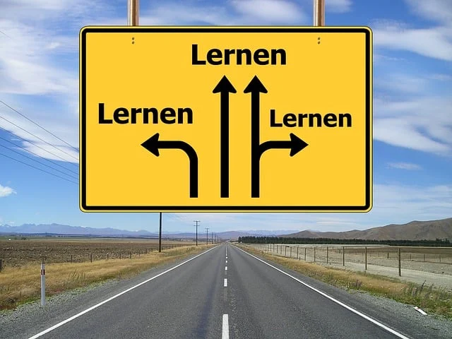 Richtungsschild Lernen Lernen Lernen